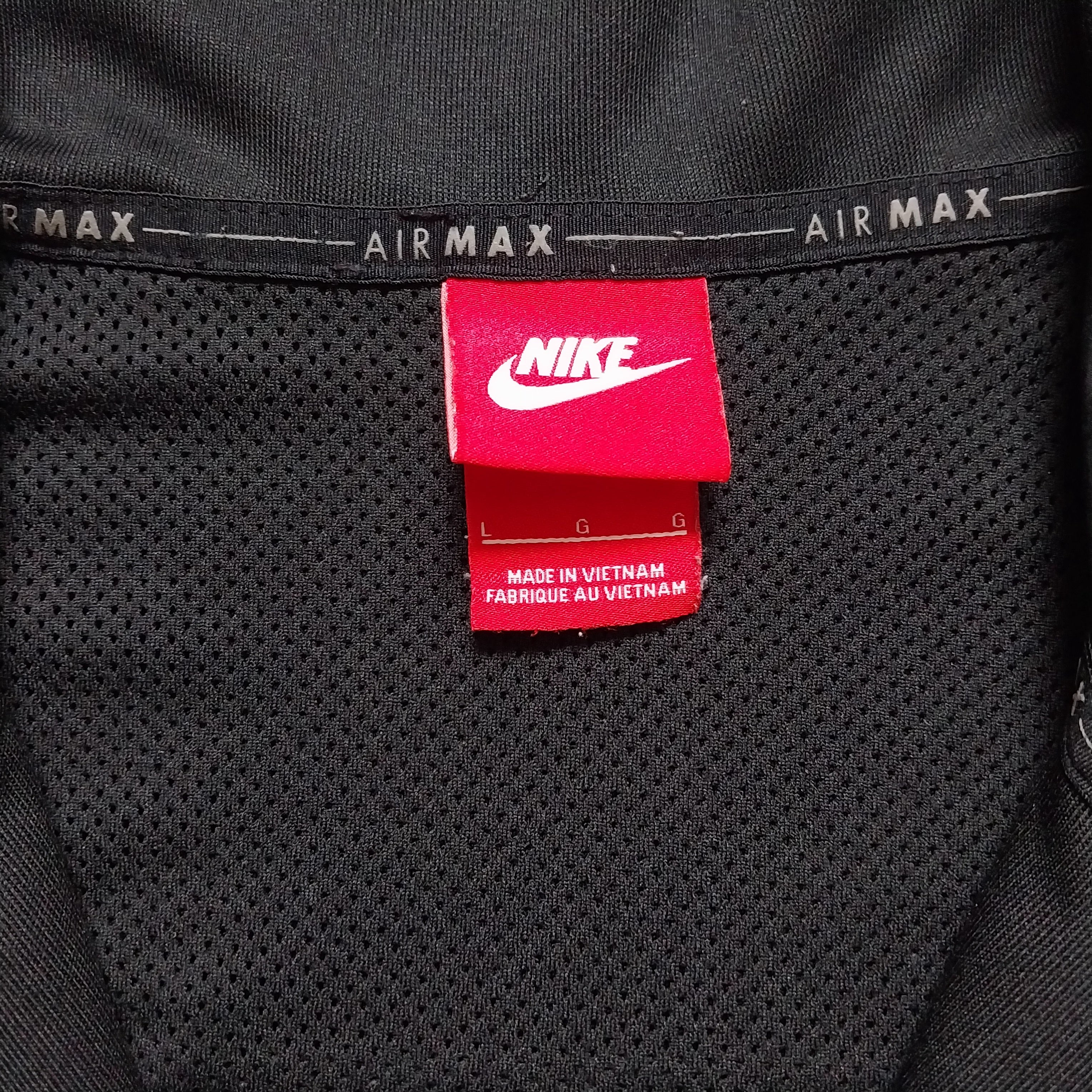 Nike Air Max Tech Jacket – Black